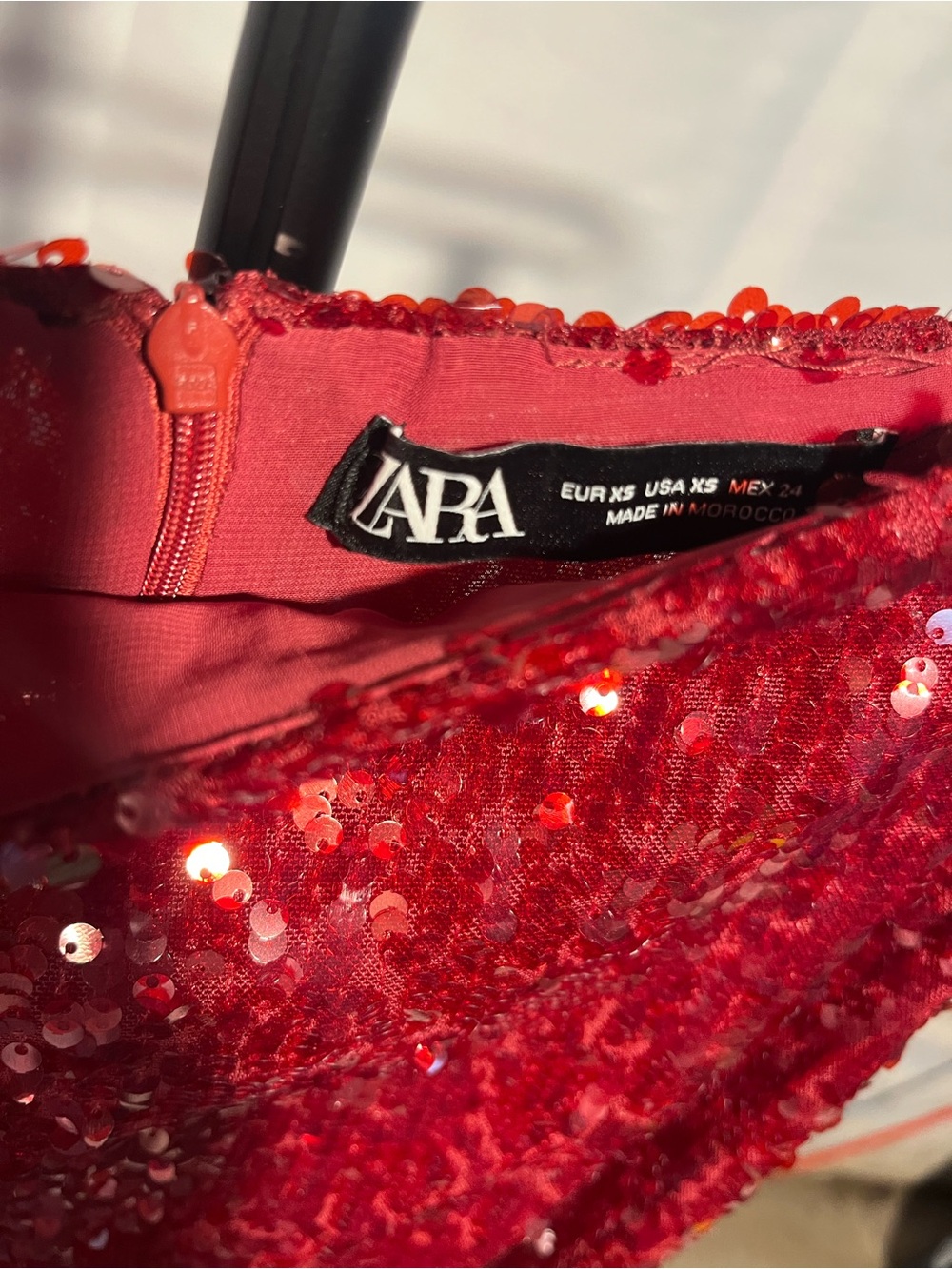 Zara Red Sequin Co-ord Set - strappy crop top and a high-waisted midi skirt XS - Picture 5 of 12